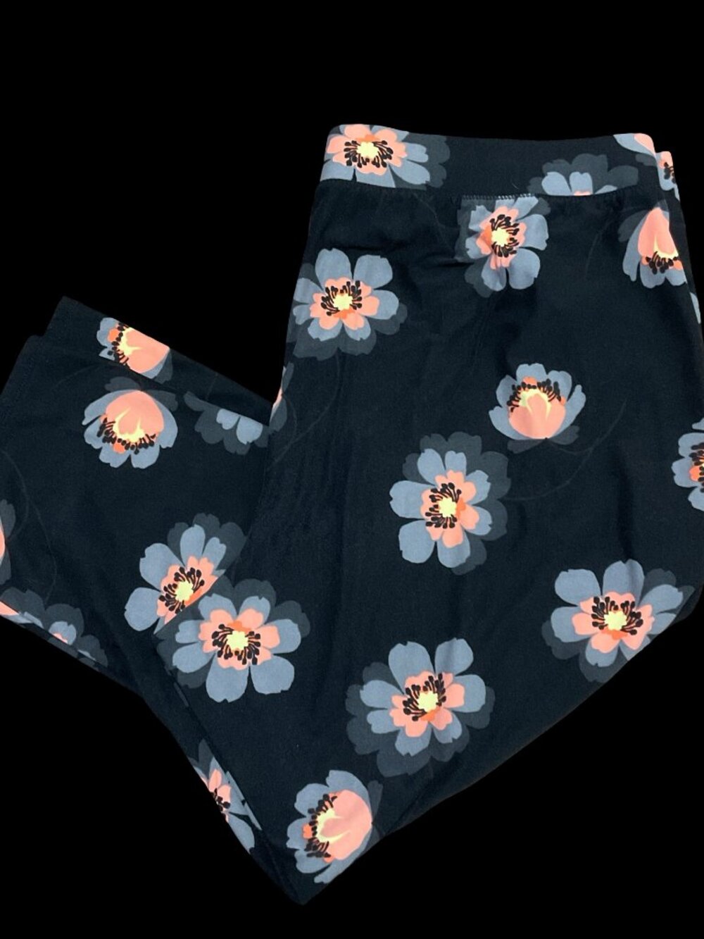 Black Floral Print Capri Legging